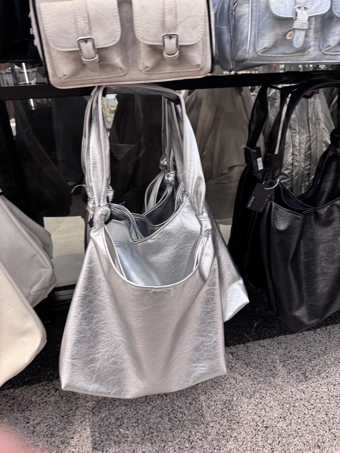 韓國連線 - 綁結側背托特包 三色