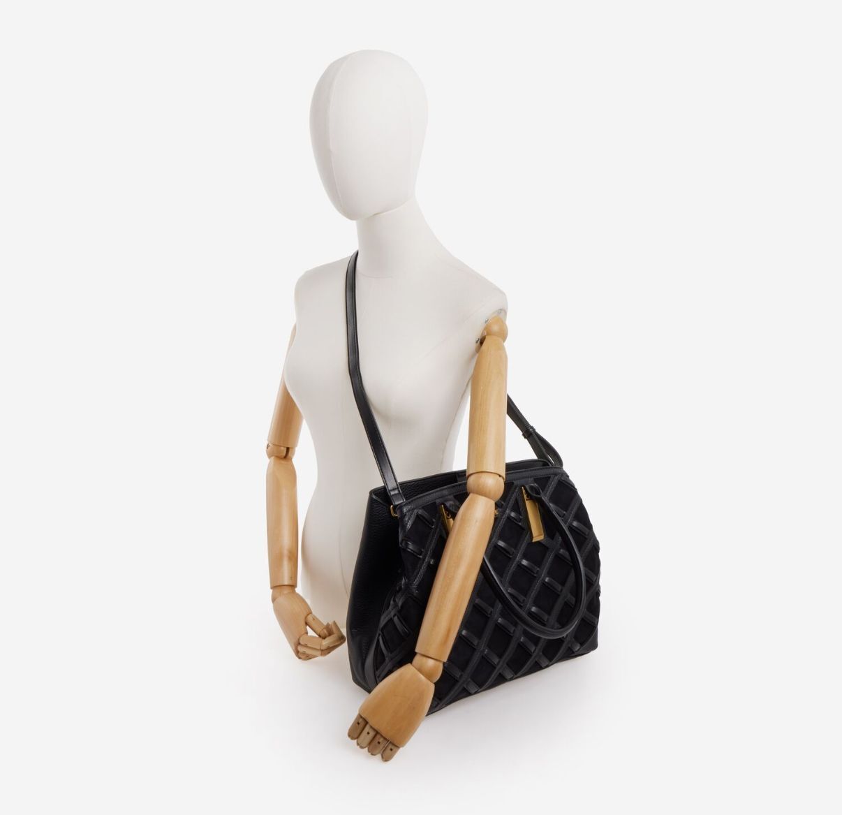 英國代購 (獨立訂單)- BESSIE Black Lattice Shoulder&nbsp;Bag