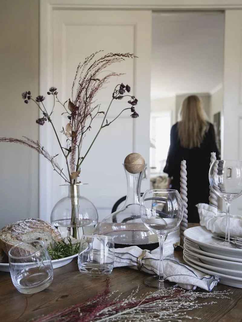 sagaform saga 優雅紅/白酒杯系列與搖擺威士忌杯,質感玻璃杯襯托出酒香的珍貴及價值