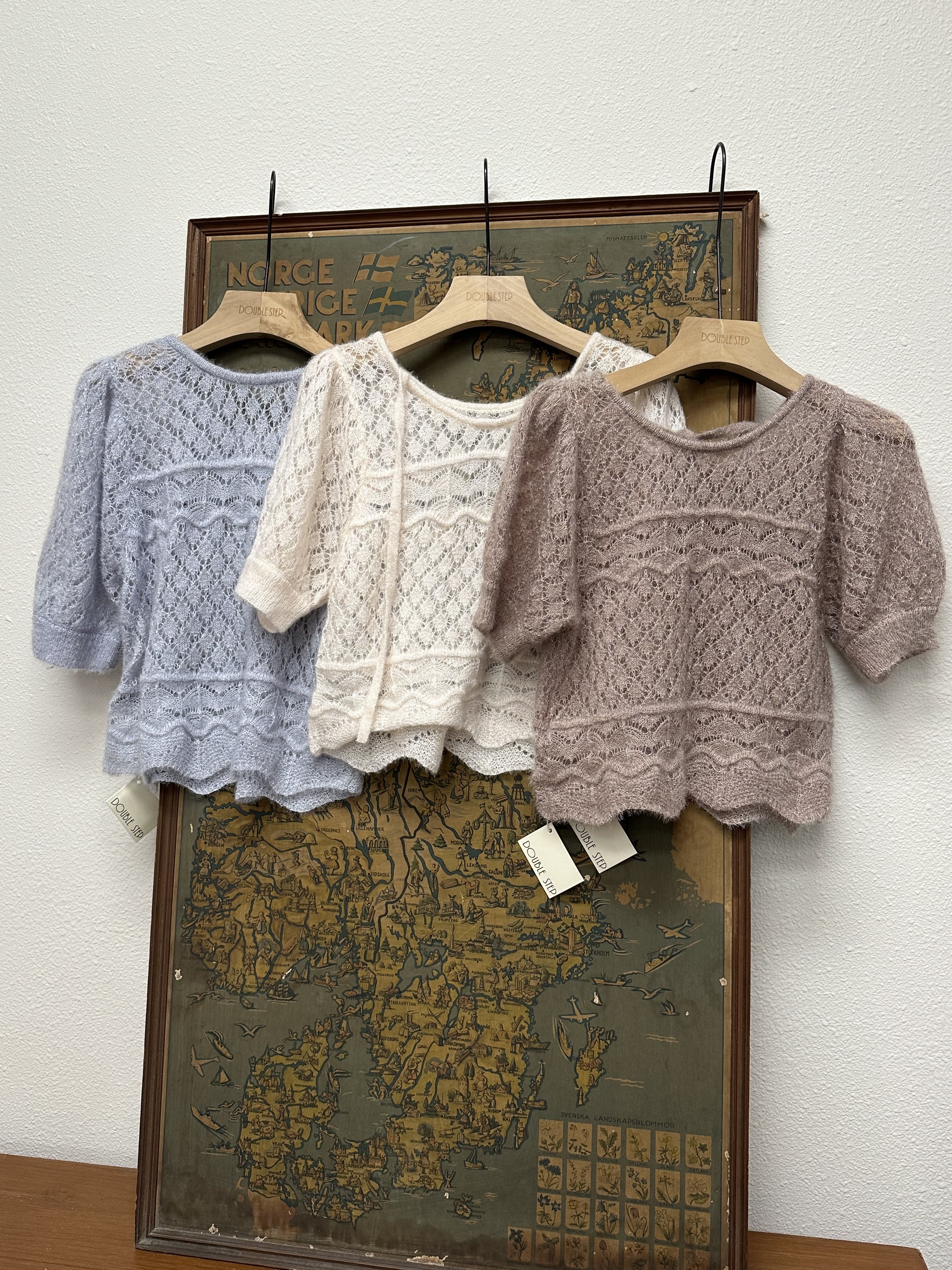 2 ways領 ～ 閃閃公主䄂縷空針織上衣 - BL53825