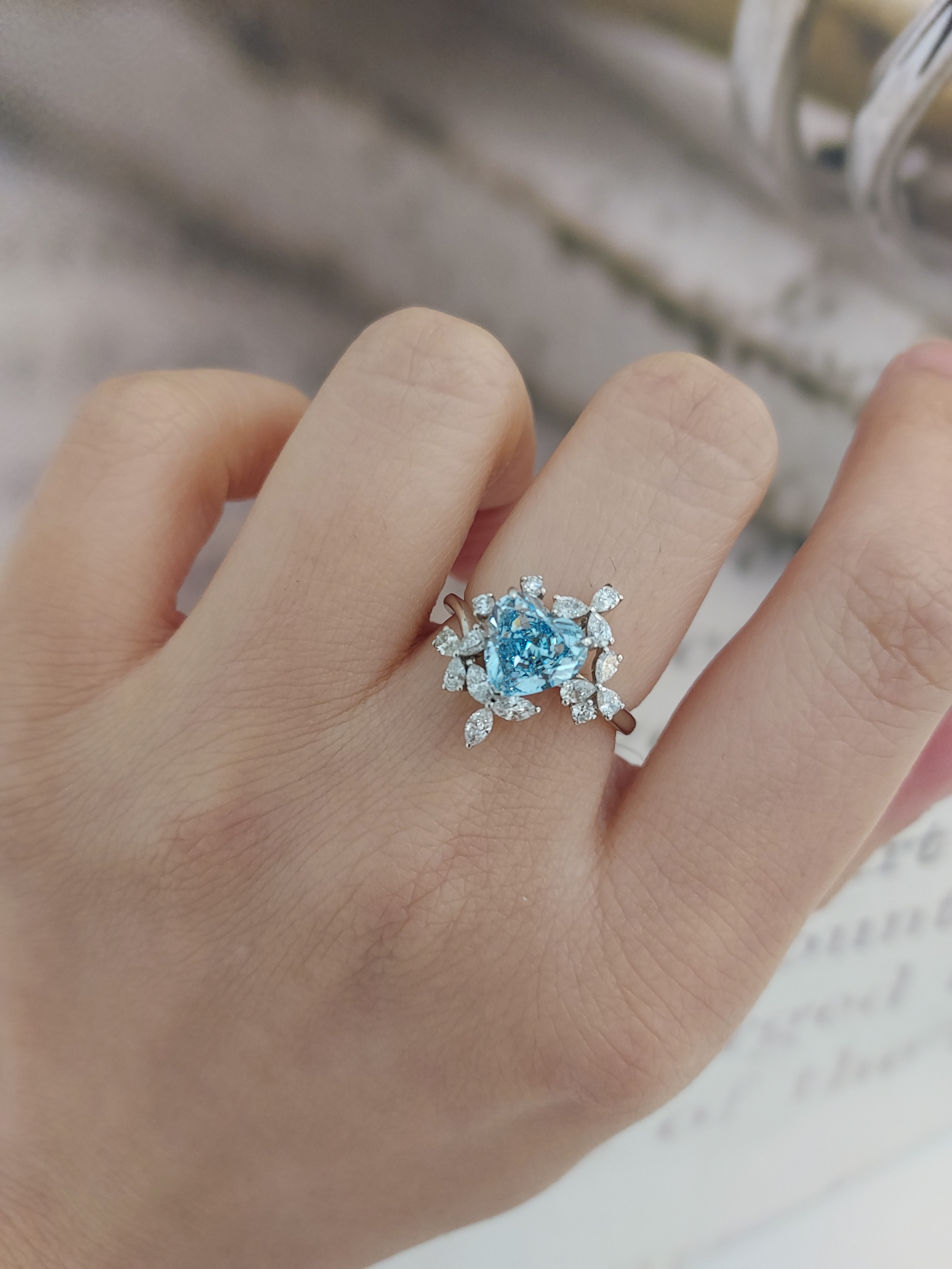 18K白金 實驗室心形培育藍鑽石戒指