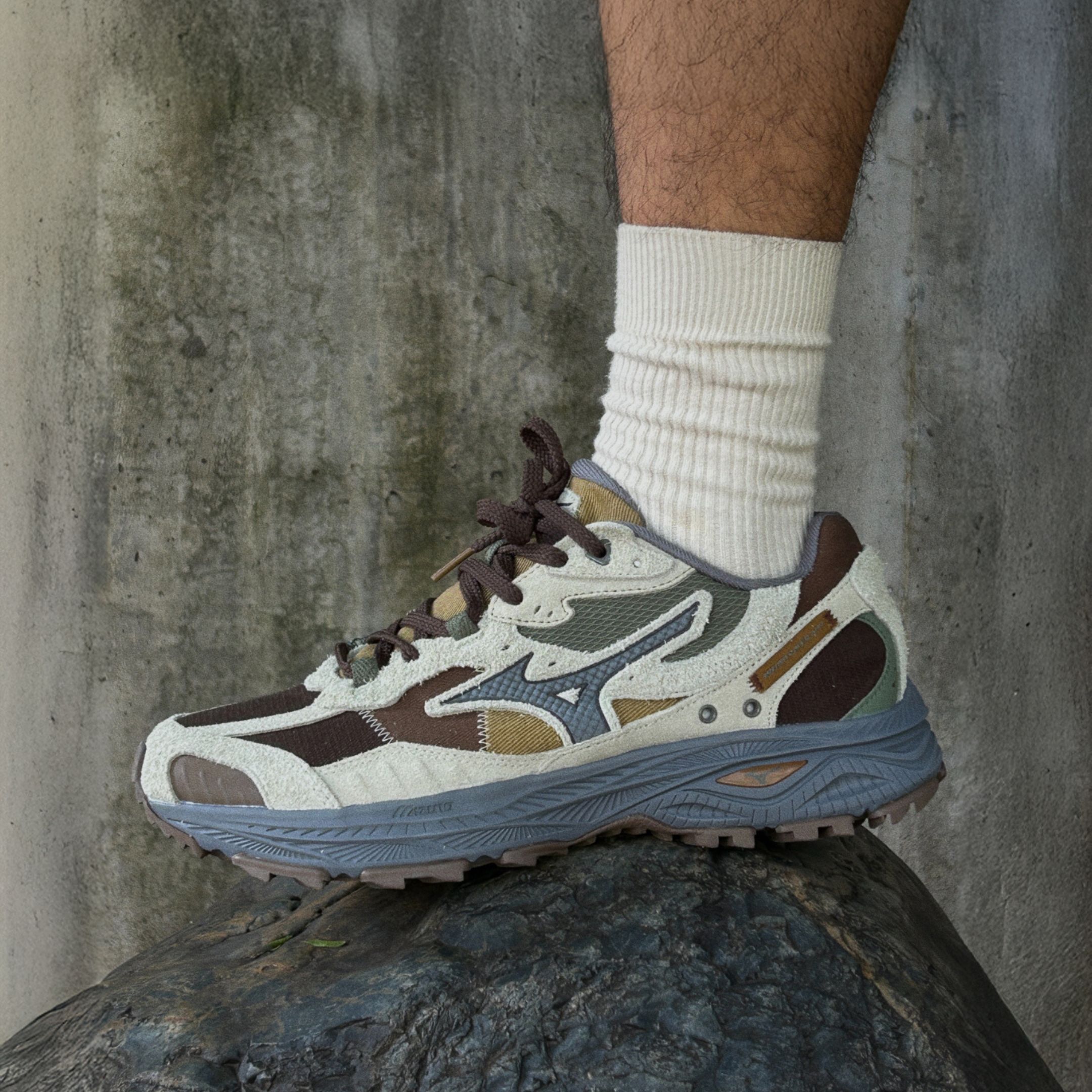 NICEDAY 代購 Mizuno Racer ADV 咖啡 灰 皮革 拼接 機能 越野 D1GH241213