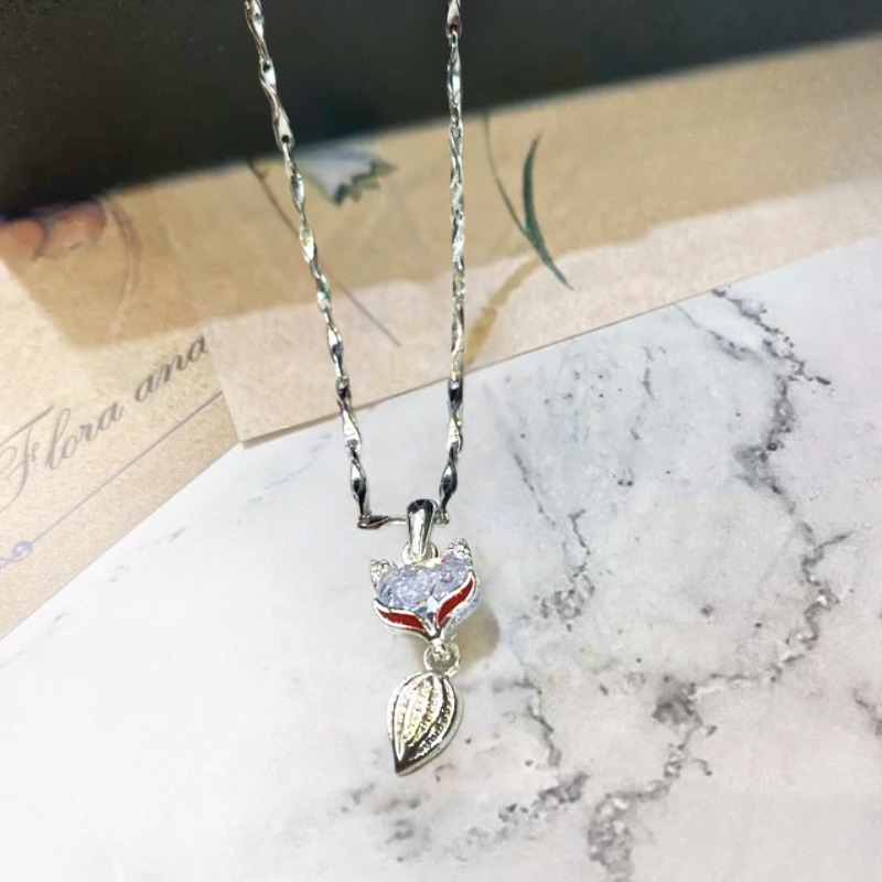 純銀項鍊 白鑽紅眼狐狸