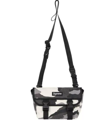 Supreme 25ss小郵差包