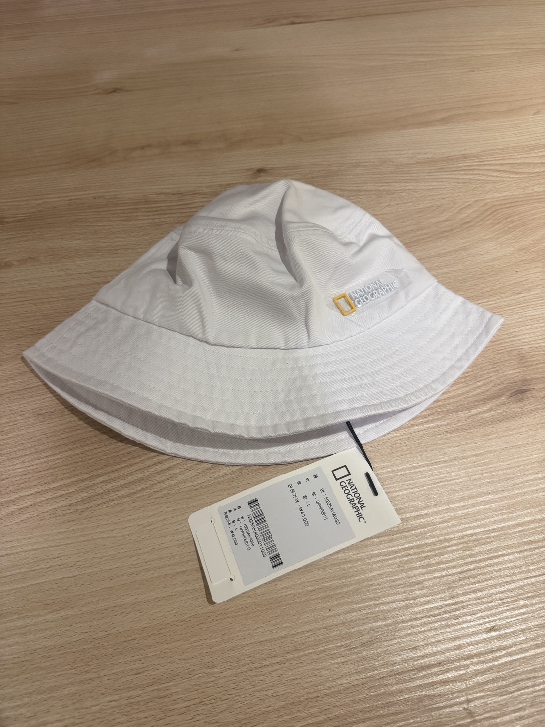 【現貨出清】National Geographic 基本3D LOGO 漁夫帽 COOLMAX® 材質 白色 L號