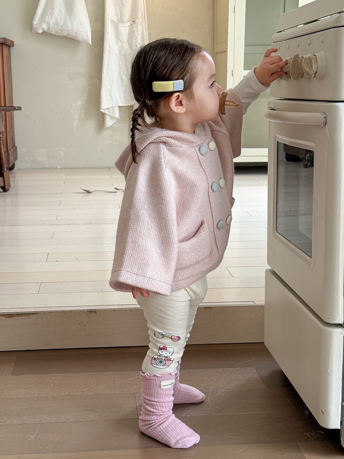 粉嫩小兔針織外套