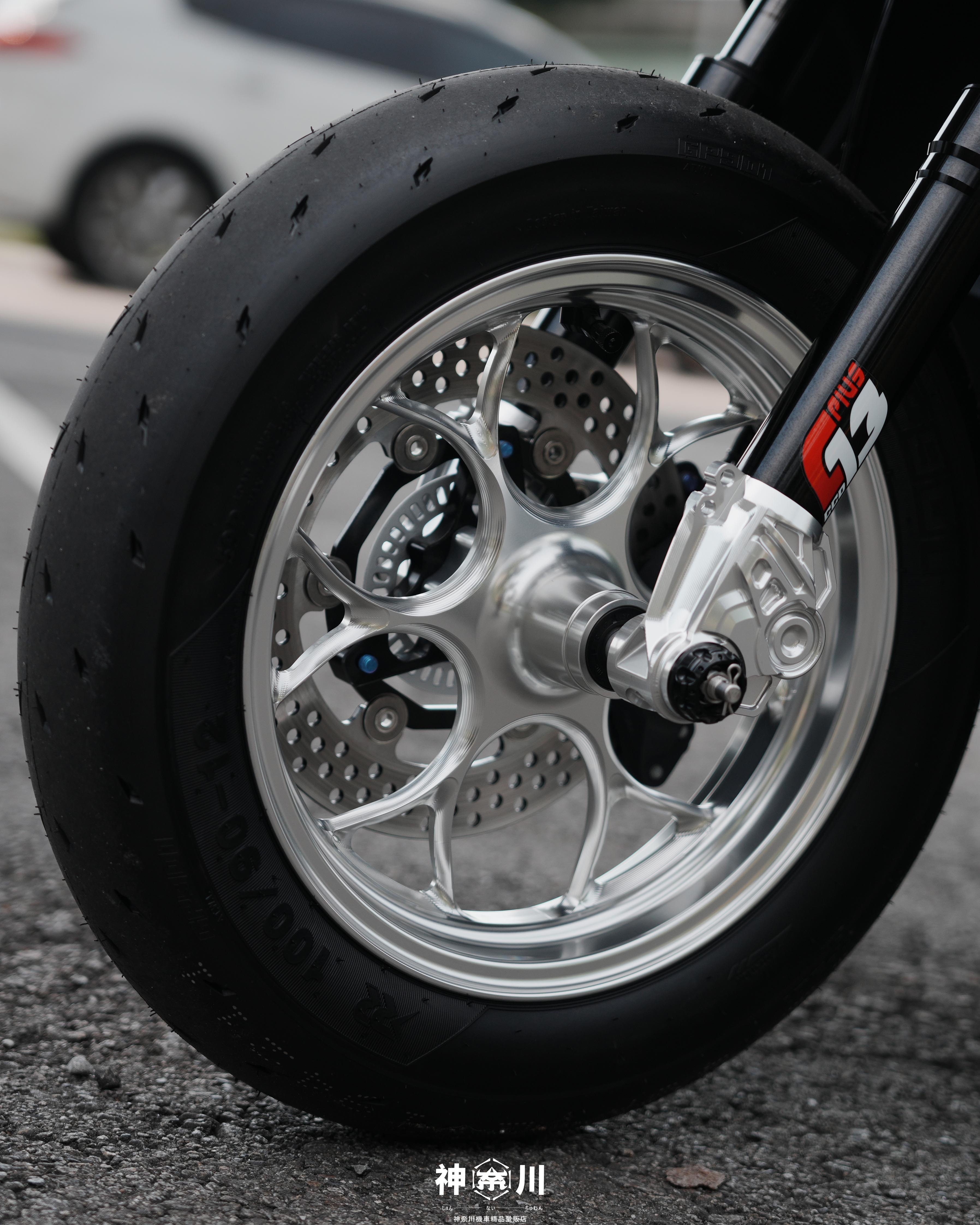 【鯊魚工廠QR鍛框】