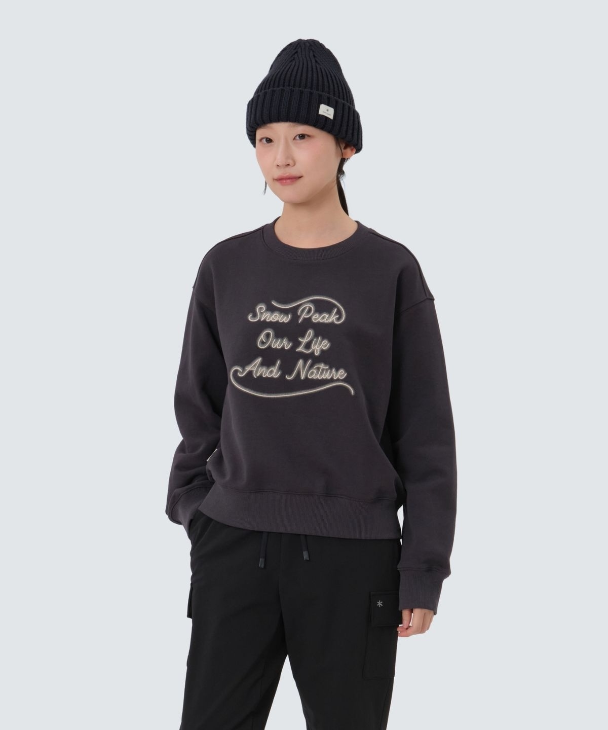 【代購】Snow Peak 雪諾必克 女 Lettering Semi Crop 衛衣 大學T 長袖 S25FWFHT63