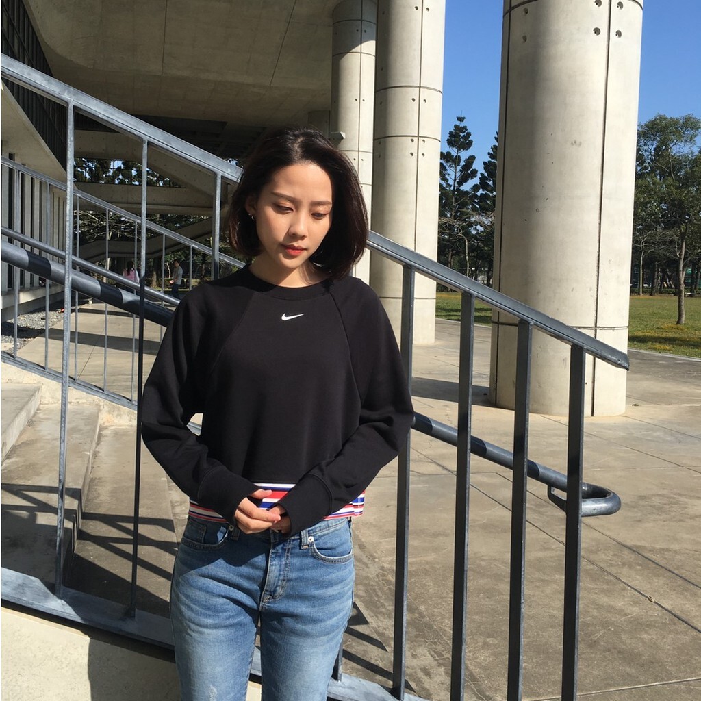 【零碼出清】Nike 女款 長袖上衣 黑色 胸前小勾 運動休閒 保暖 M號 CJ3680-010