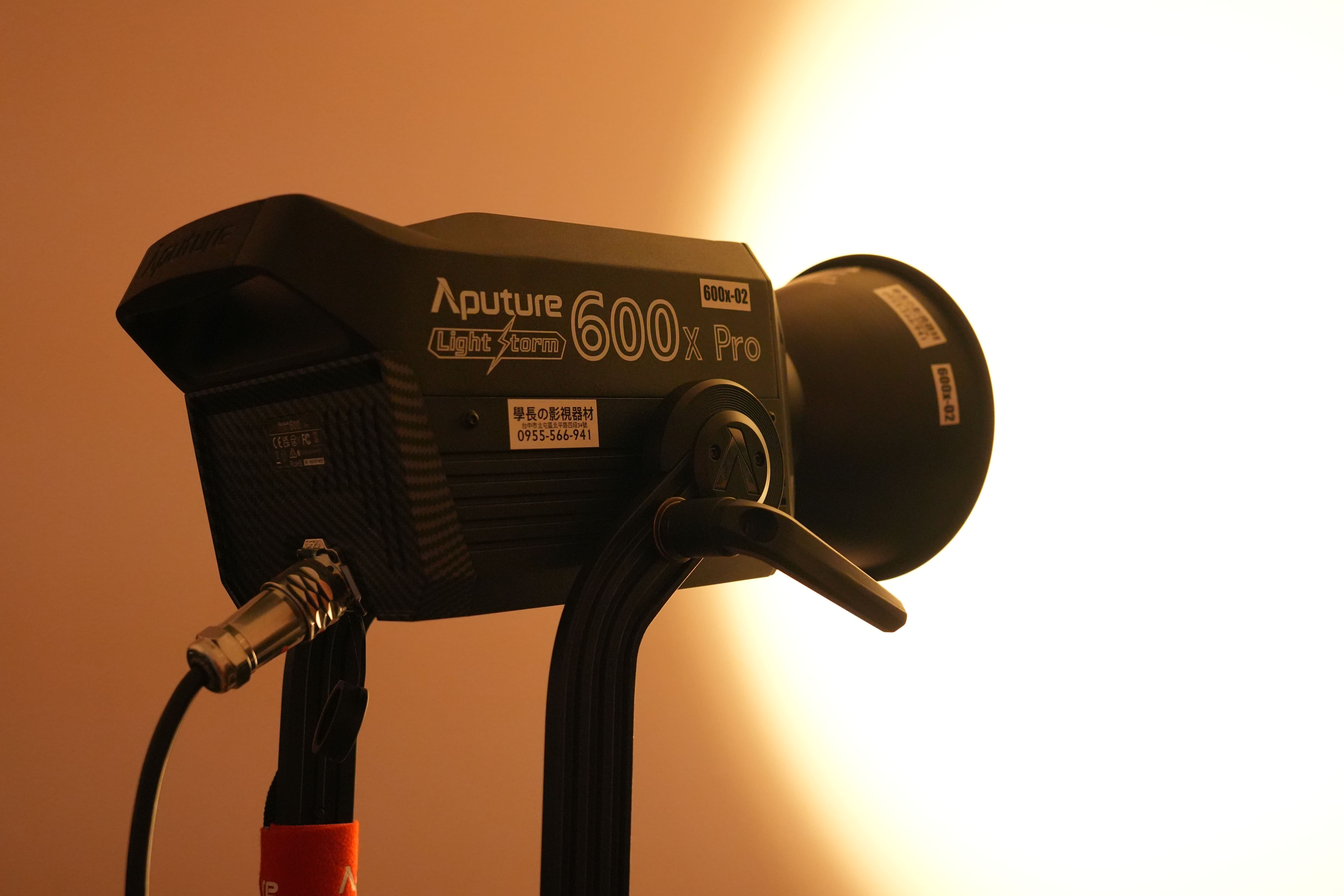 ［二手出清］ Aputure 愛圖仕 Ls 600x Pro 600W 雙色溫 聚光燈 近全新 學長の影視器材