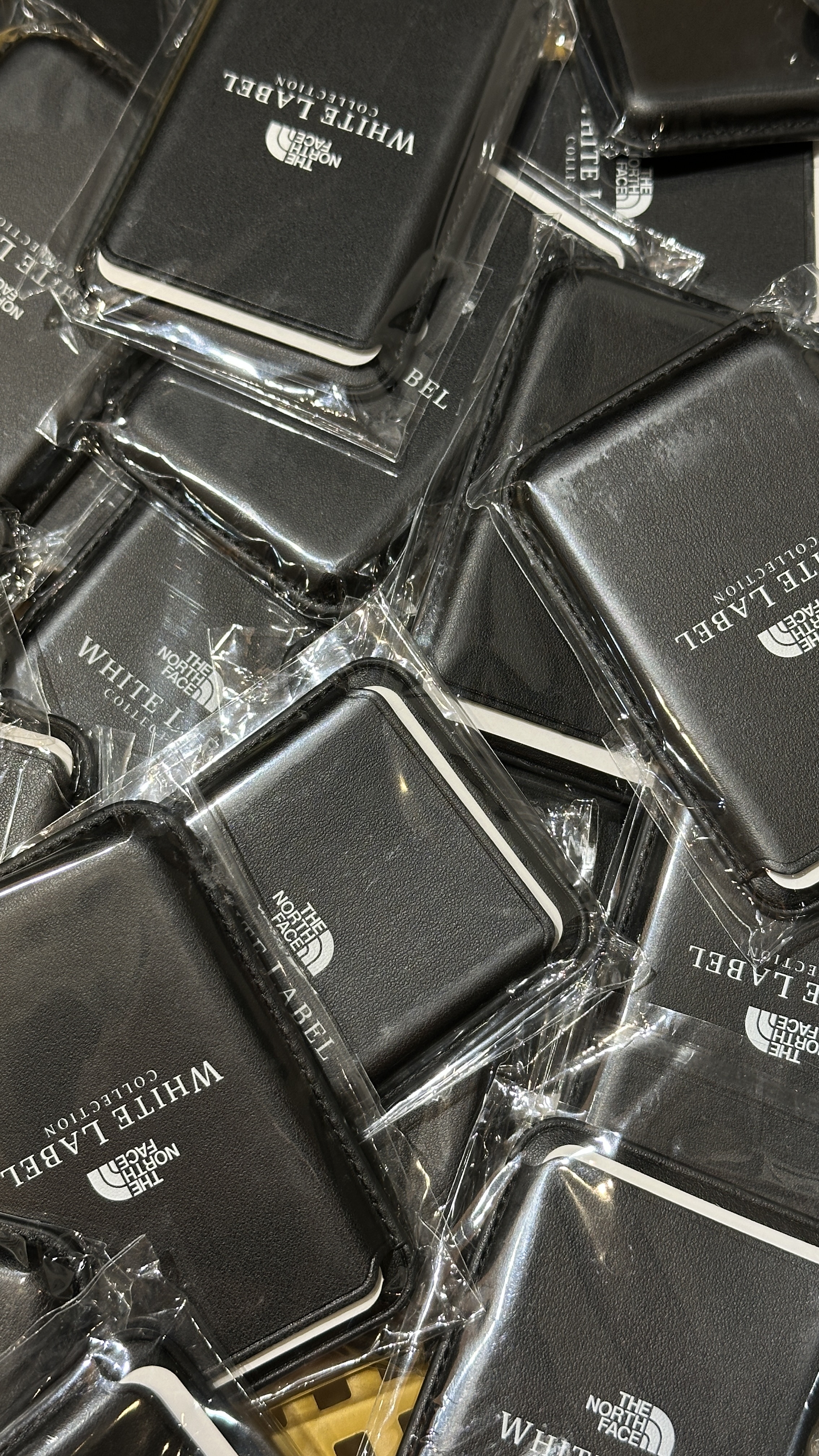 【 現貨】The north face white label 韓國白標 限定 磁吸卡片套