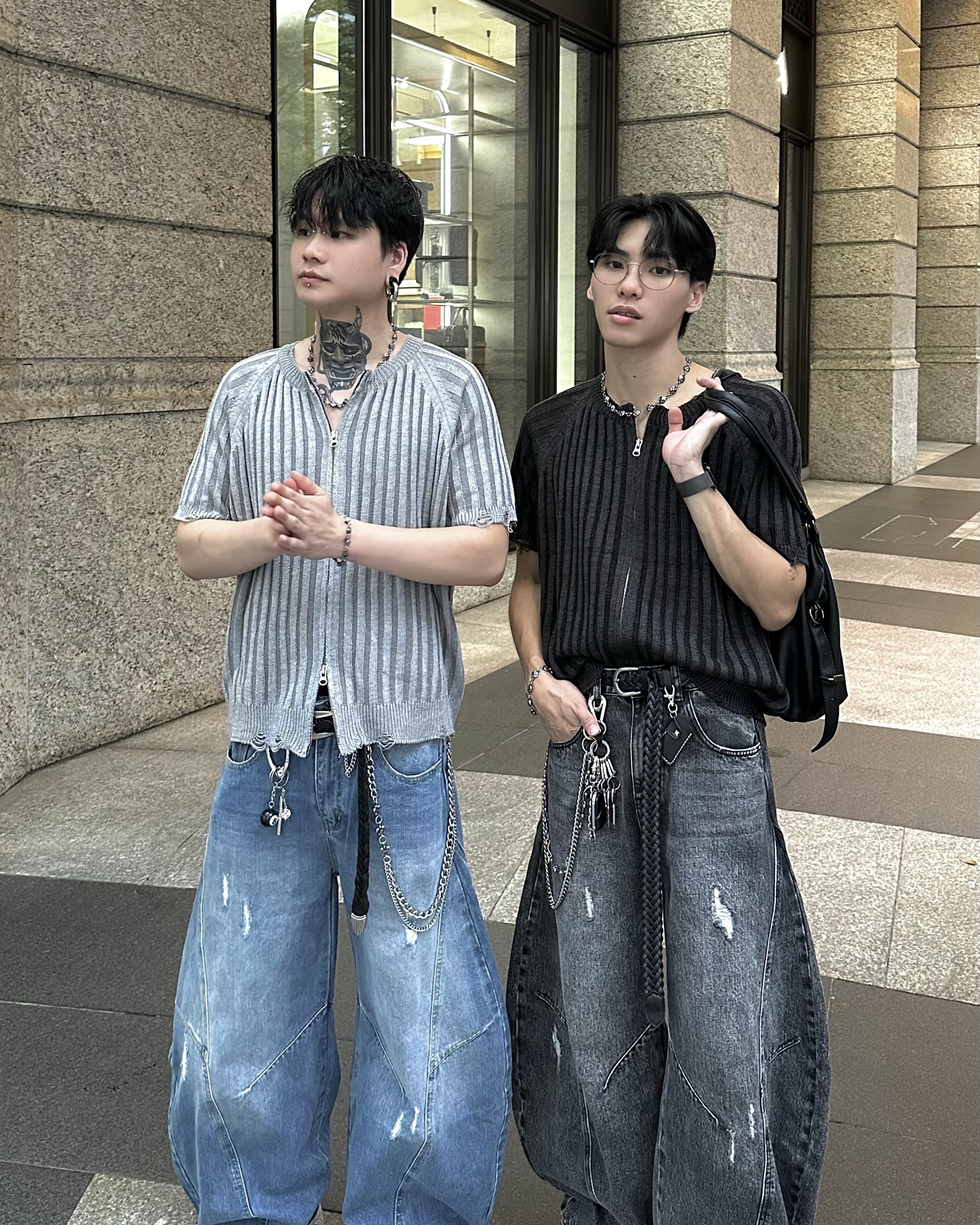 𝐇·𝐓·𝐒 韓國 條紋設計 粗針織 復古仿舊 破壞 雙拉鏈 素面 針織 短袖