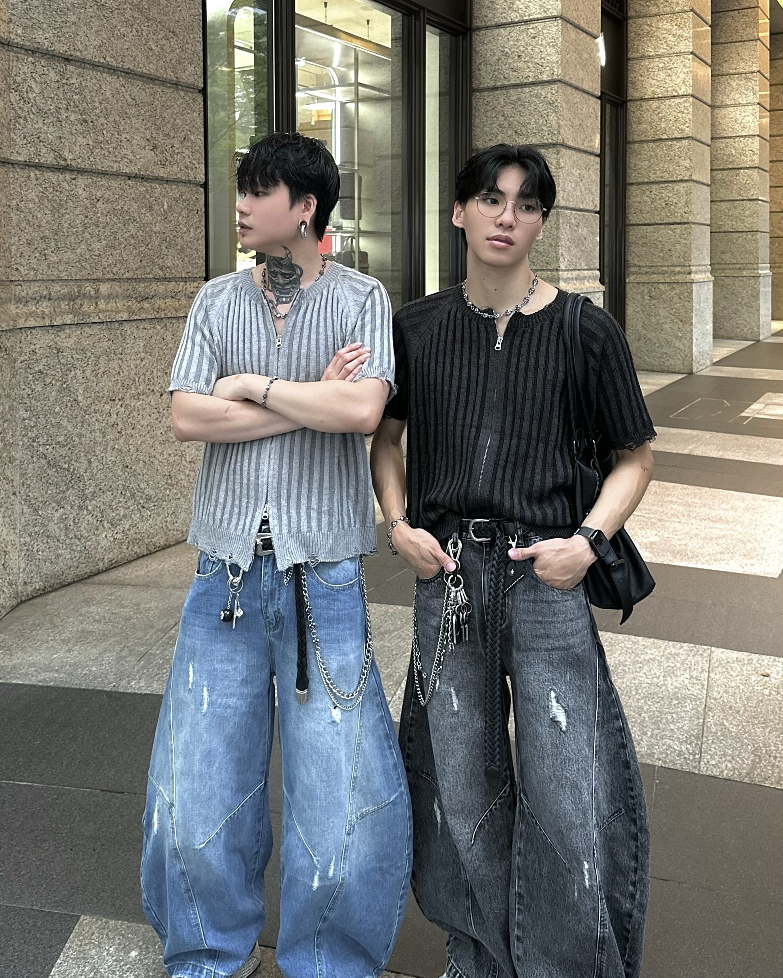 𝐇·𝐓·𝐒 韓國 條紋設計 粗針織 復古仿舊 破壞 雙拉鏈 素面 針織 短袖