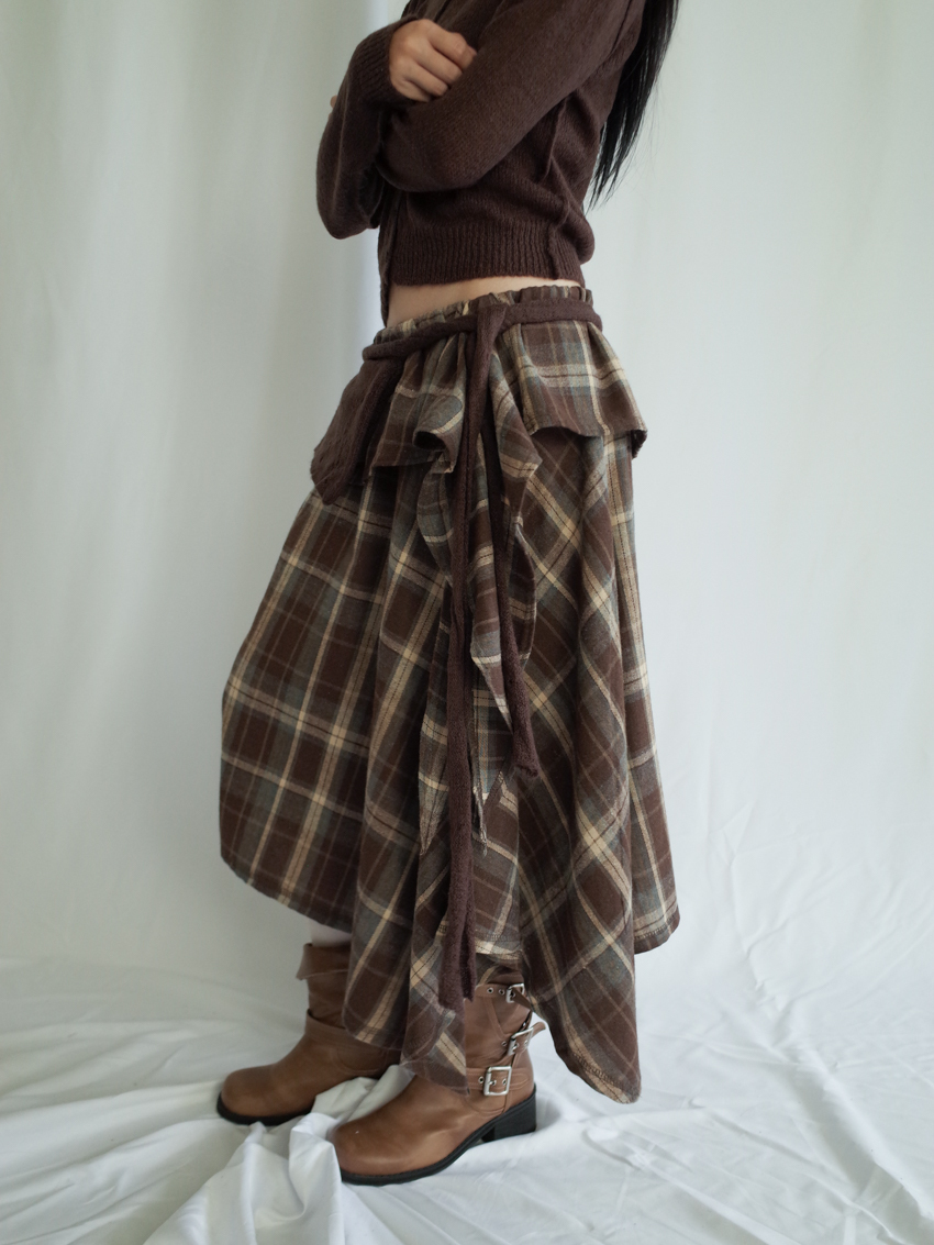 irregular ruched gingham midi skirt with tie waist in BROWN