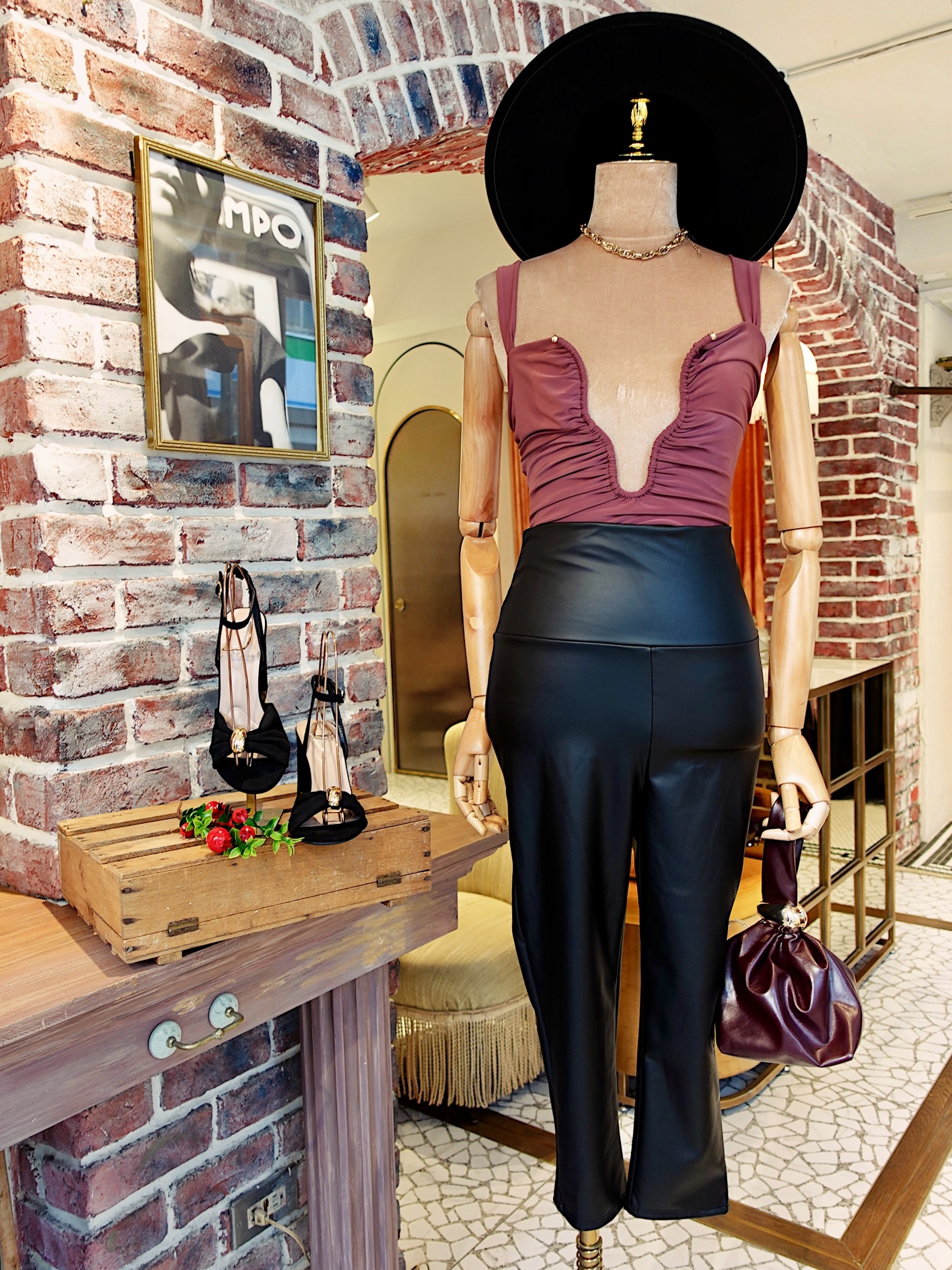 Black黑色高腰反摺飾Legging