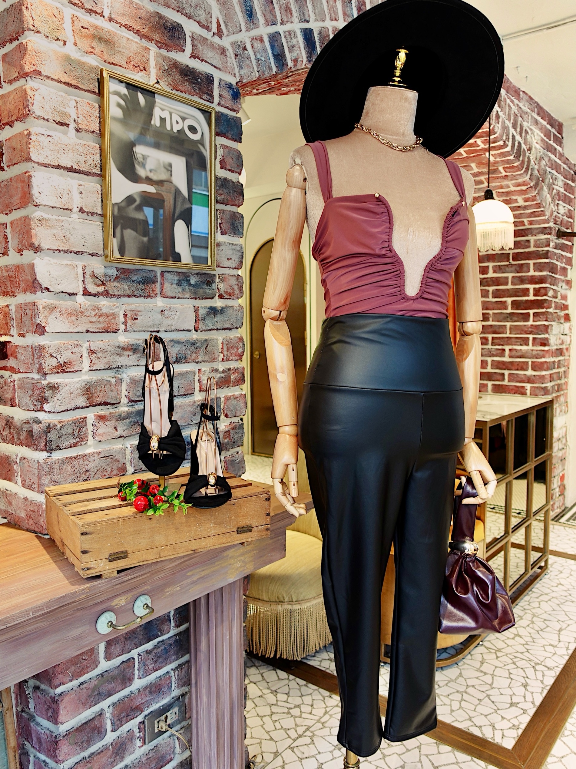 Black黑色高腰反摺飾Legging