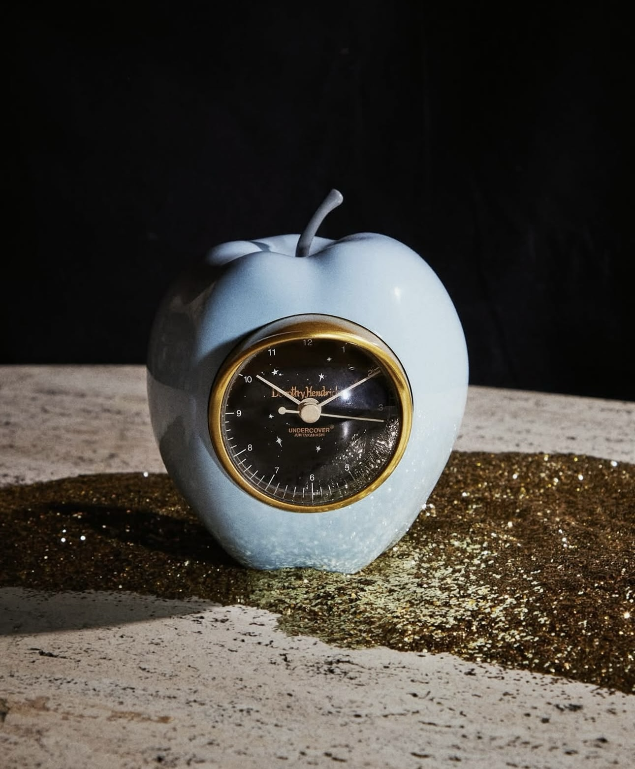 🎏預訂🎏UNDERCOVER GILAPPLE CLOCK DOROTHY HENDRICKS