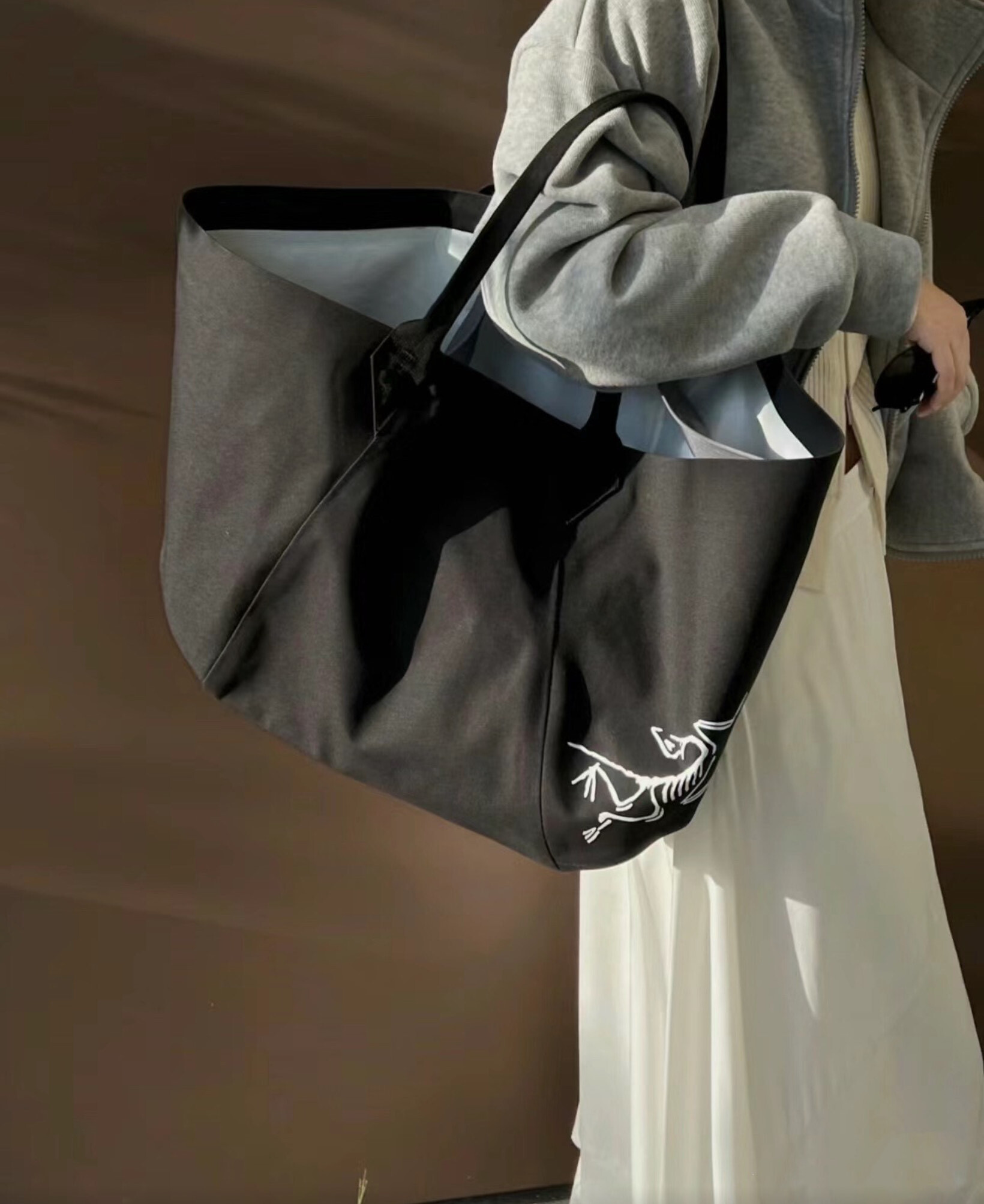 Arc'teryx - Carrier 45 Gear Tote - Black OR Canvas