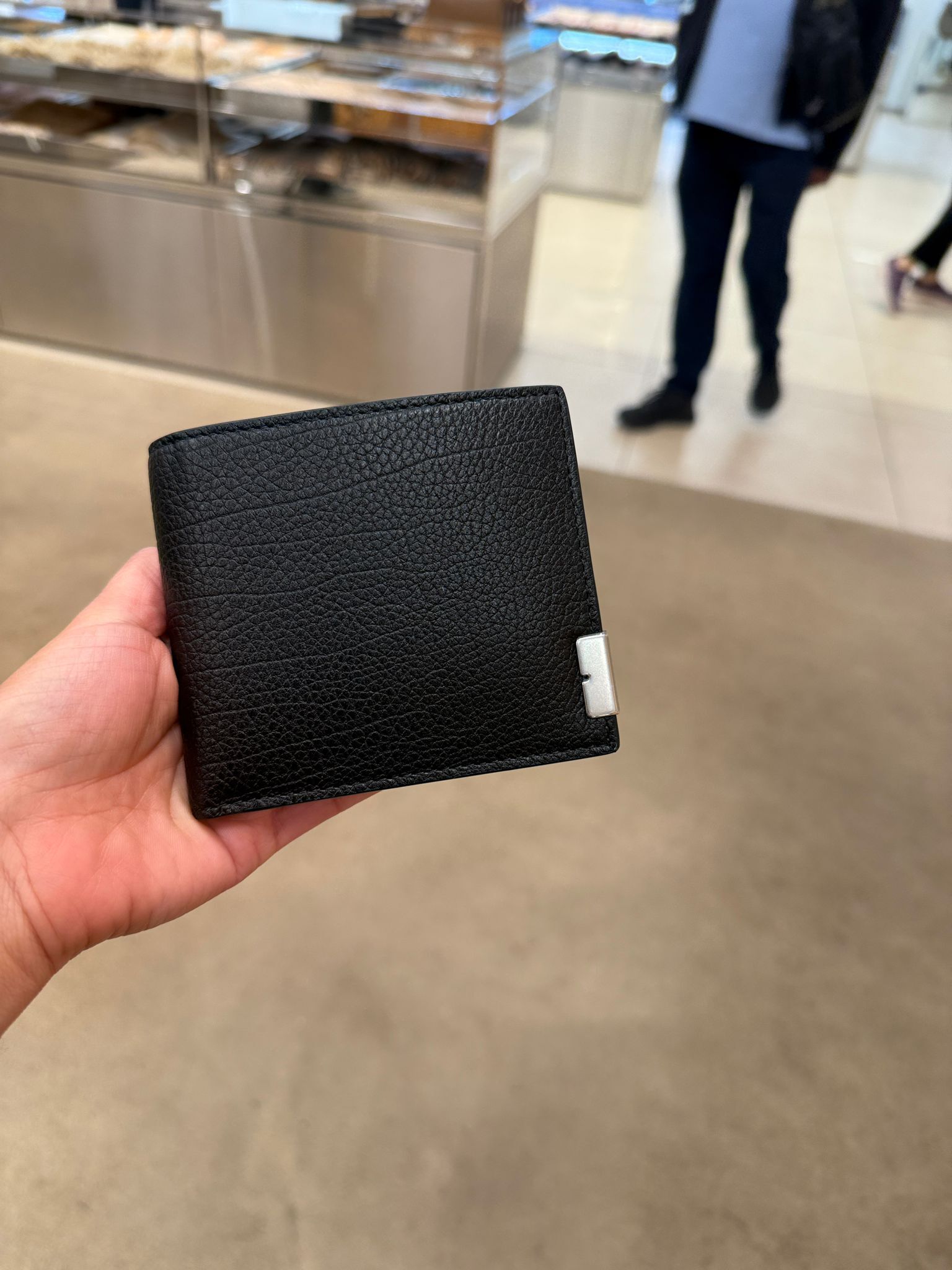 Burberry CC coin Bi-fold Wallet Black