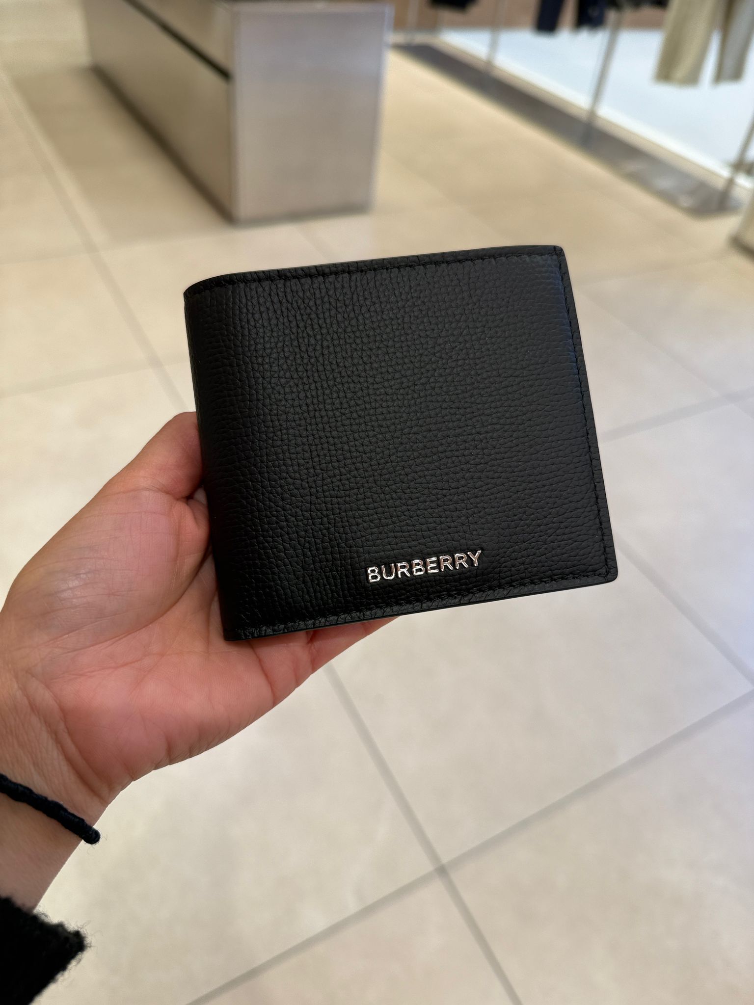 Burberry Logo CC Bill coin Bi-fold Wallet Black