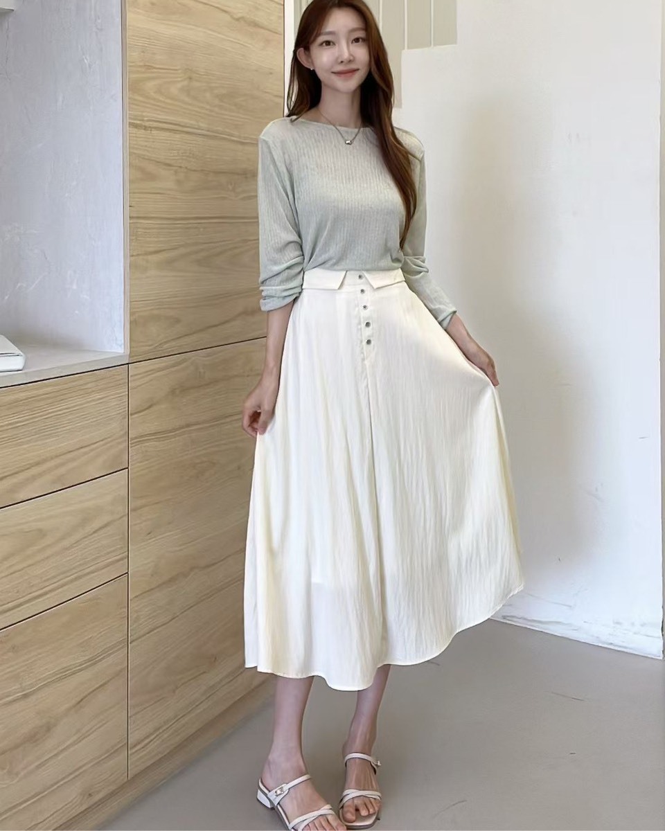 翻領溫柔長裙