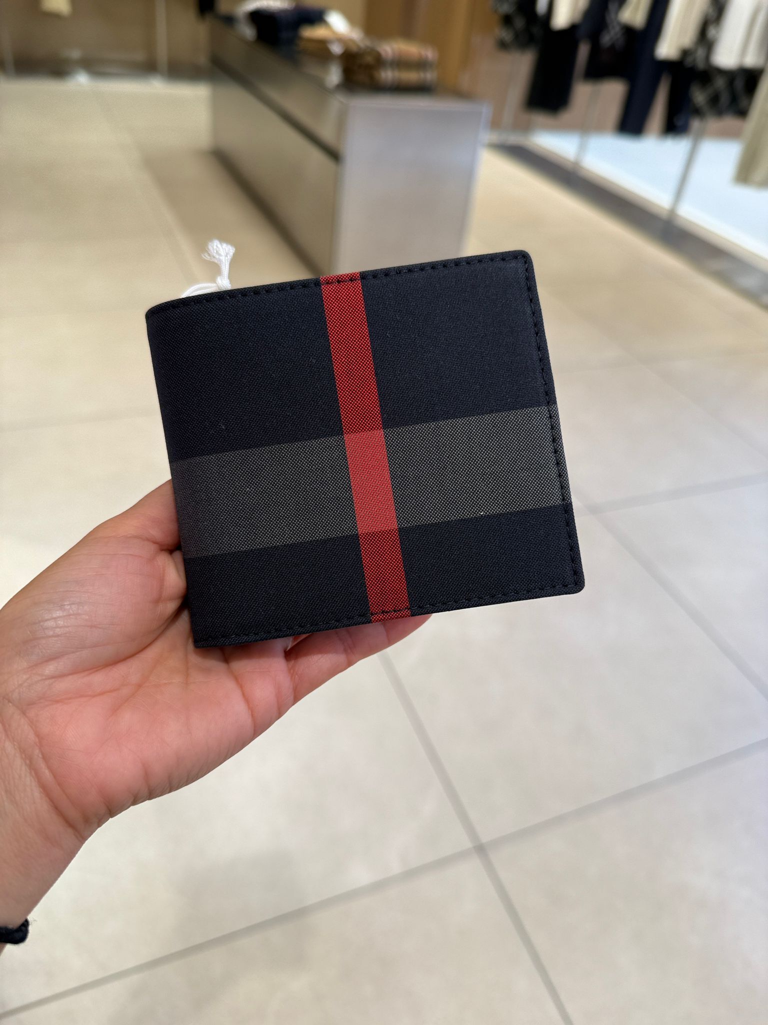 Burberry REG CC Check Bi-fold Wallet Navy