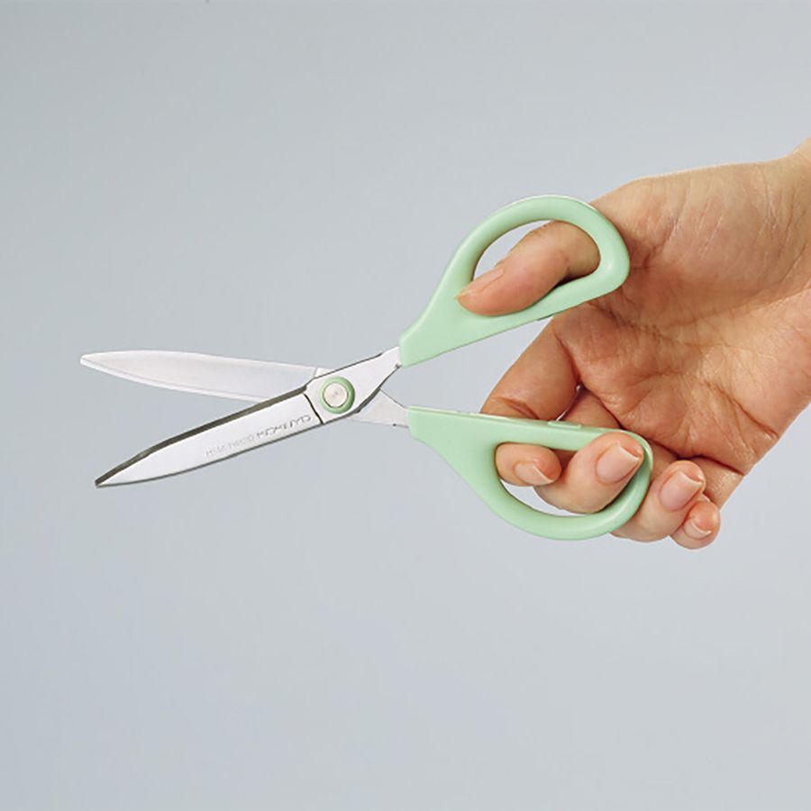 不沾黏輕量小巧版！SAXA 空氣彈力剪刀 ｜日本KOKUYO