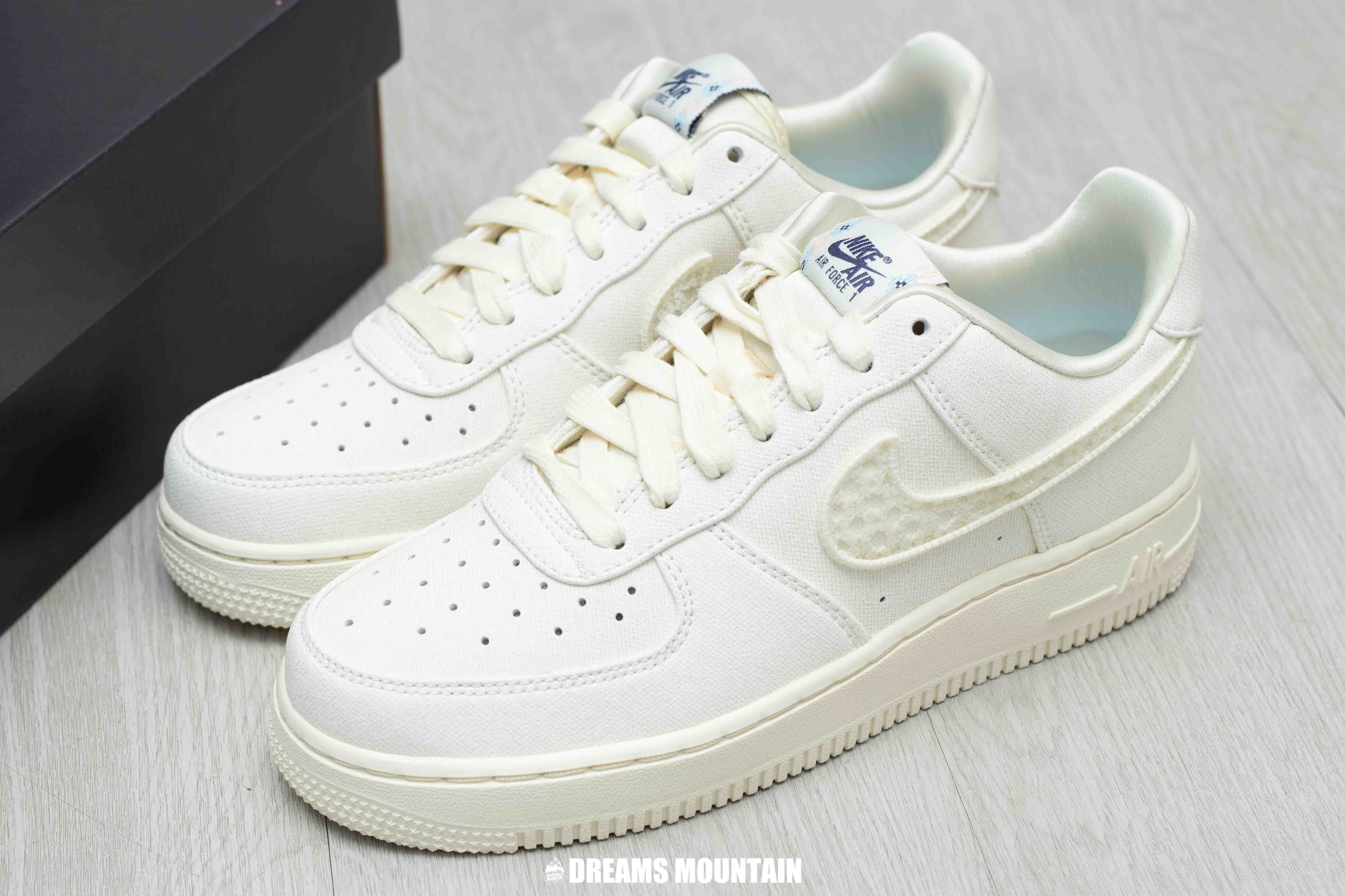 【預訂】NIKE AIR FORCE 1 蕾絲奶白-WOMEN