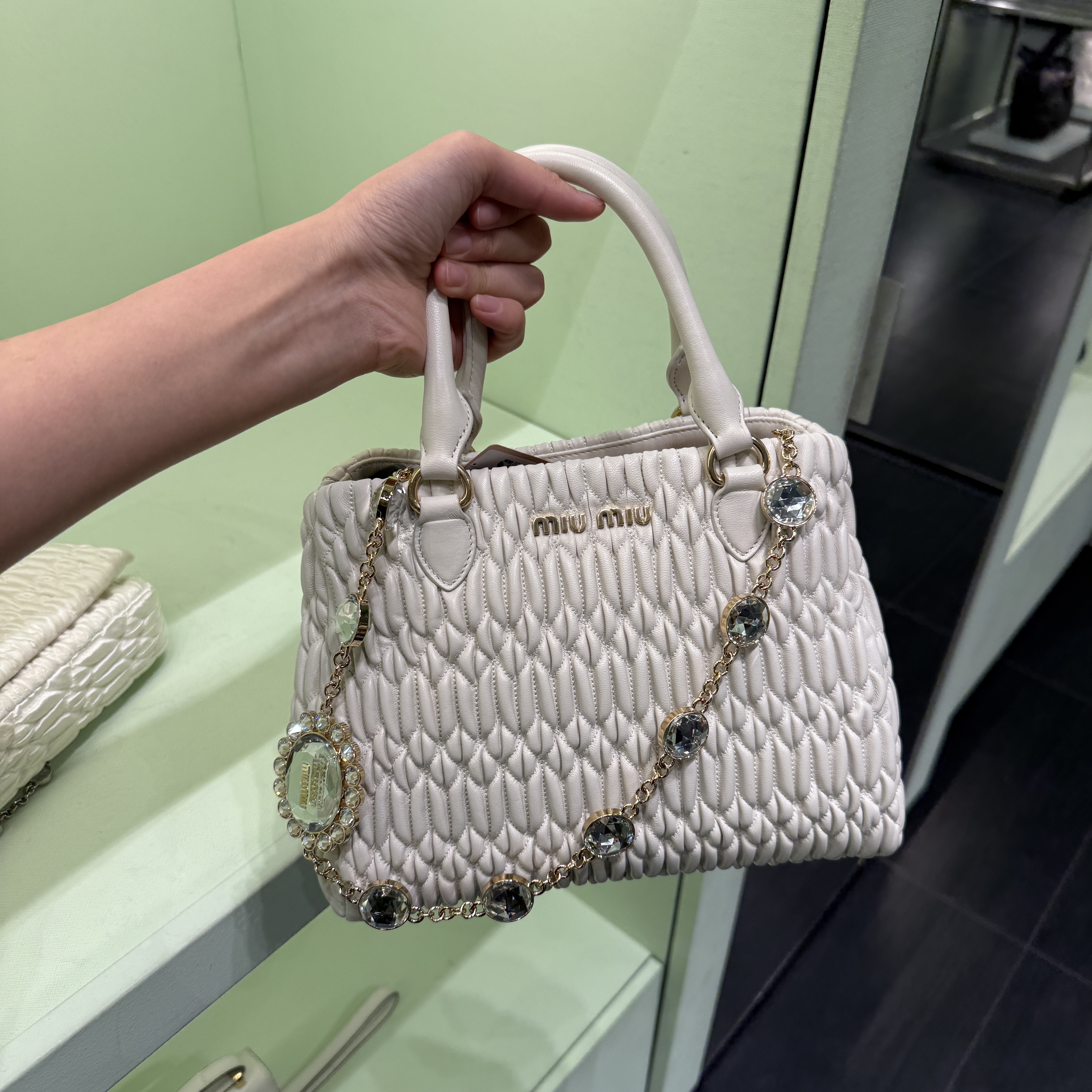 Miumiu Matelasse Top handle Chain Bag Cream 5BA067