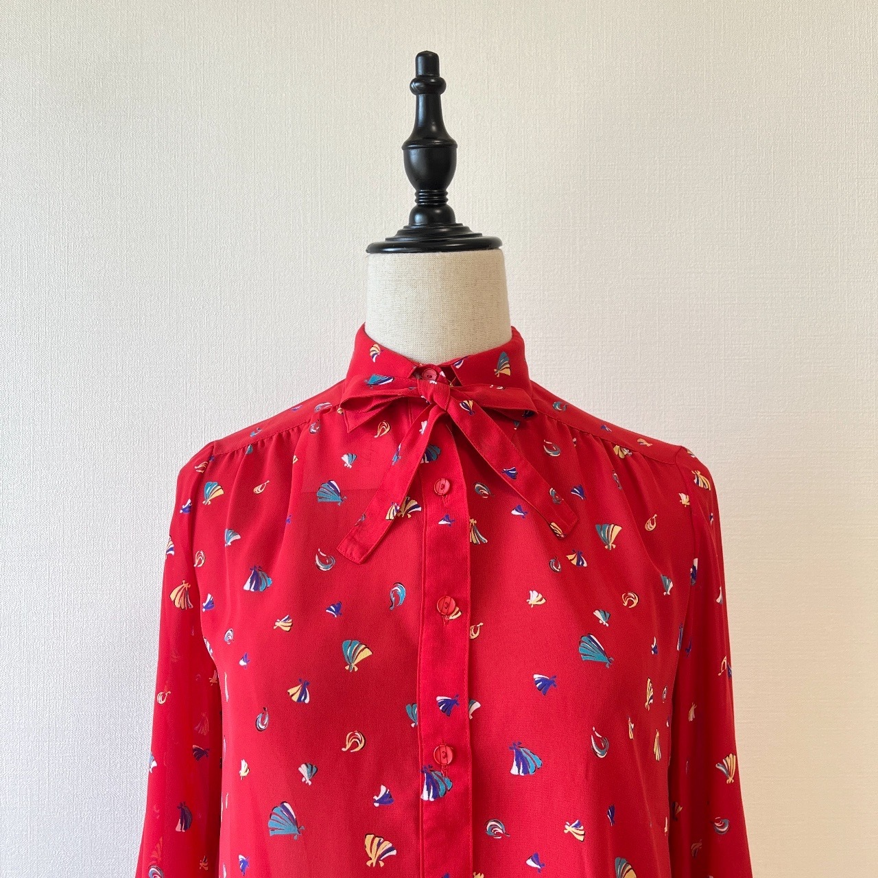 紅色貝殼圖案古著上衣