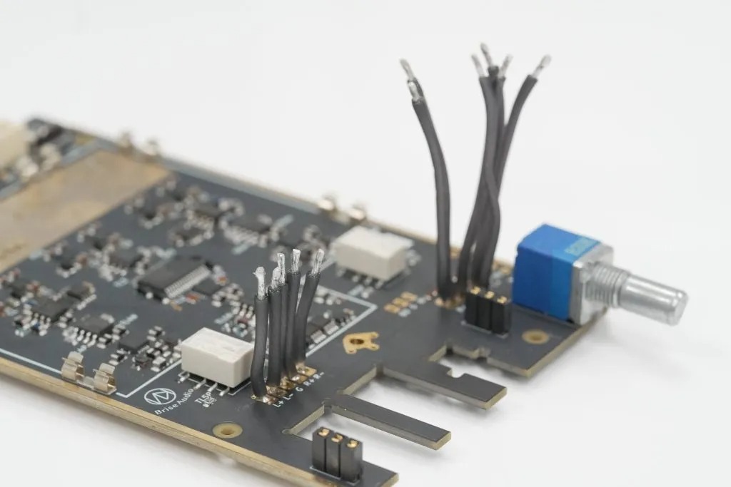 BRISE AUDIO WATATSUMI