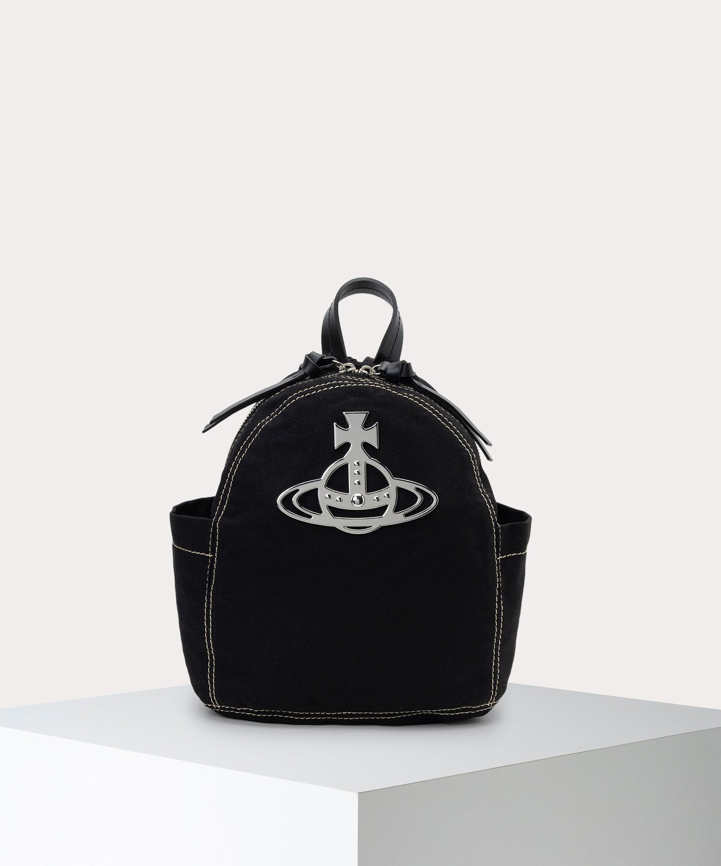 預購┃日本限定 Vivienne Westwood CANVAS ORB 外縫線 後背包 S號