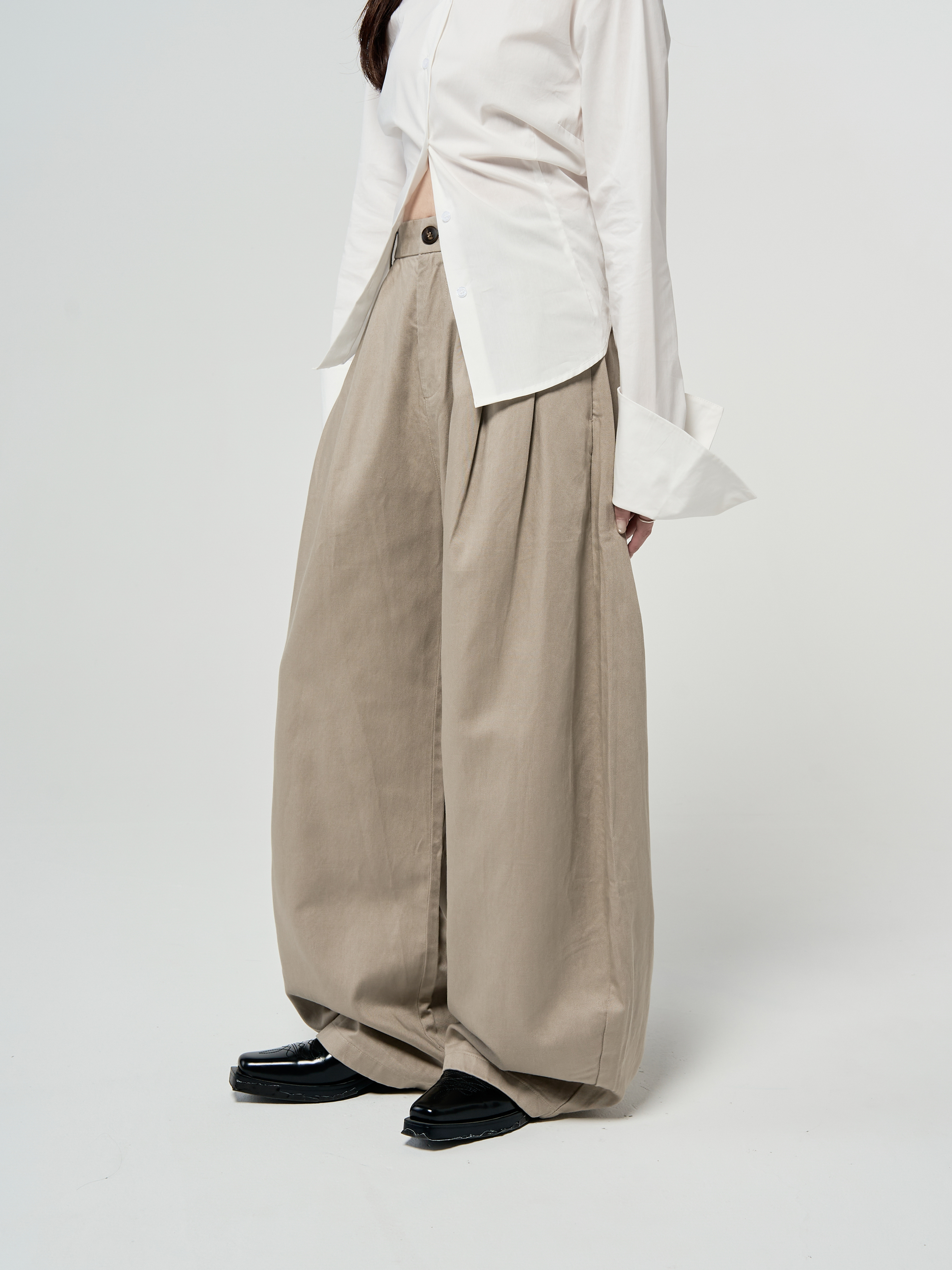 卡其基礎弧形西裝長褲