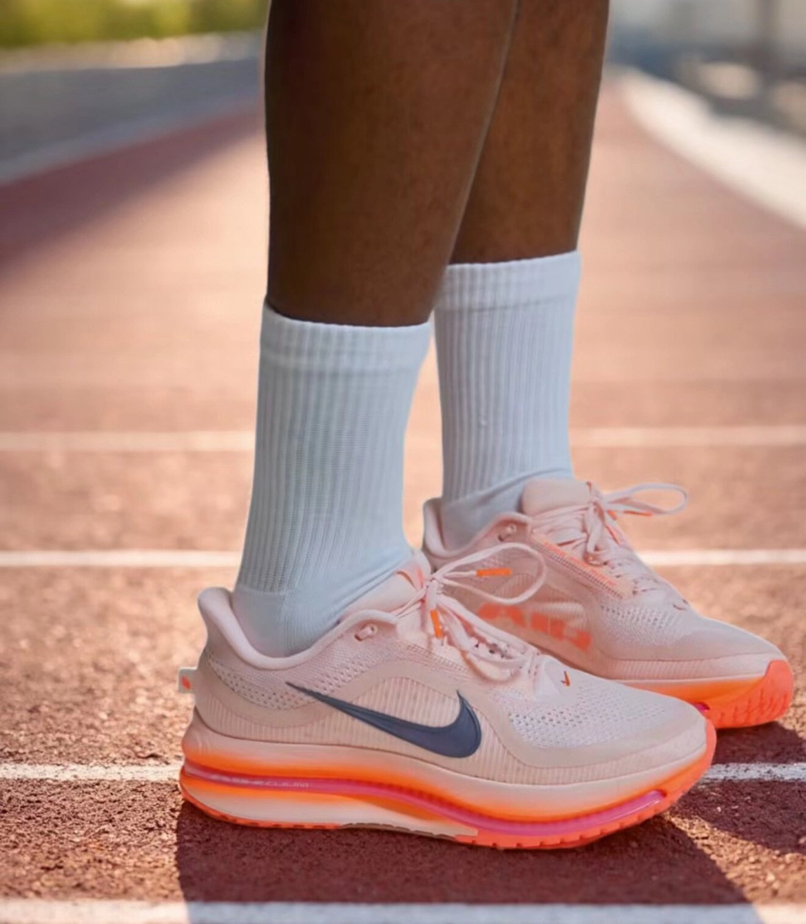 男鞋 NIKE PEGASUS PREMIUM 橘紅 氣墊 緩震 網眼 輕盈 運動鞋【II6308-600】