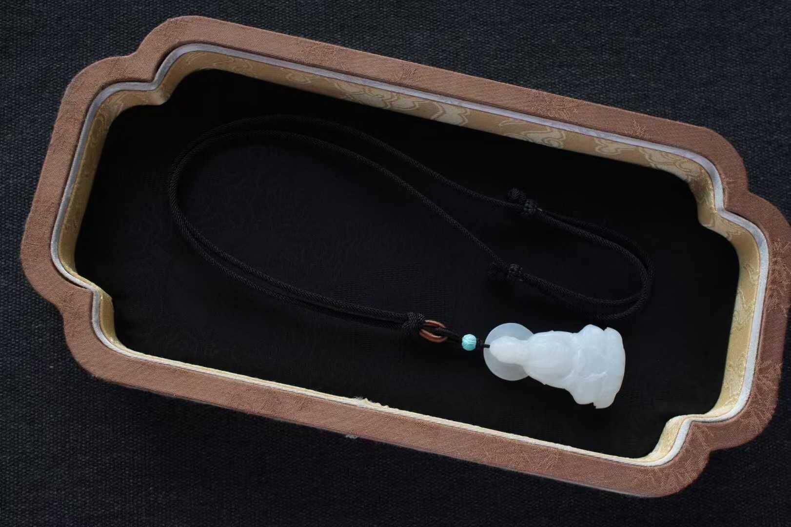 96444 和田玉羊脂玉“大日如來”吊墜