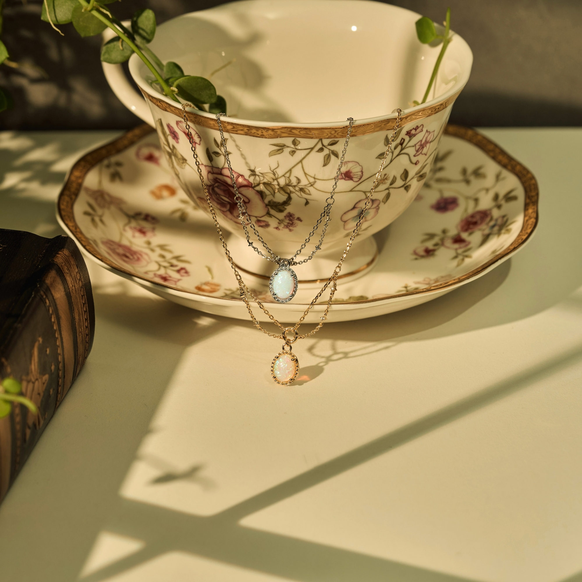 搭配人造環保蛋白石的925純銀項鍊,復古風格,層次設計