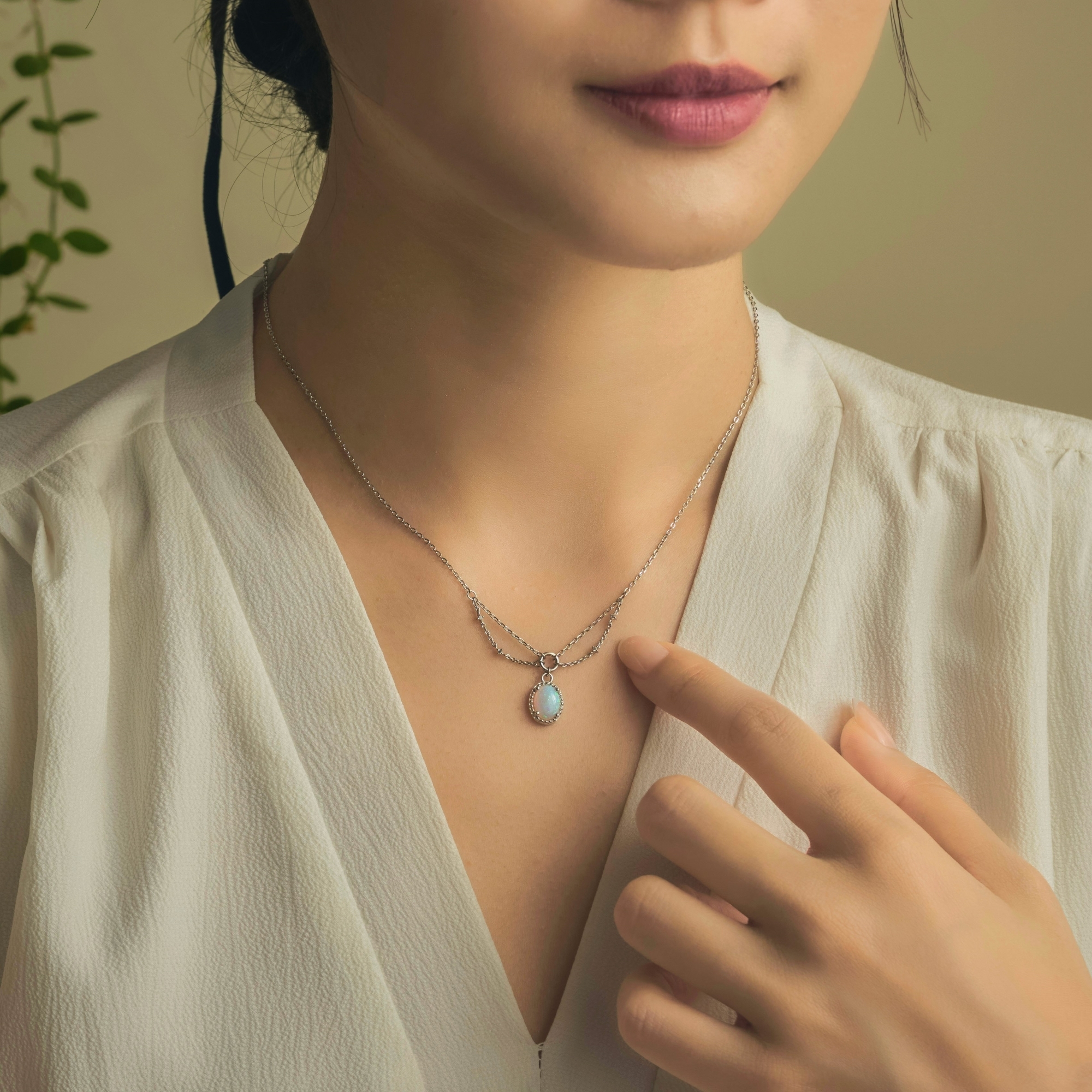 搭配人造環保蛋白石的925純銀項鍊,復古風格,層次設計