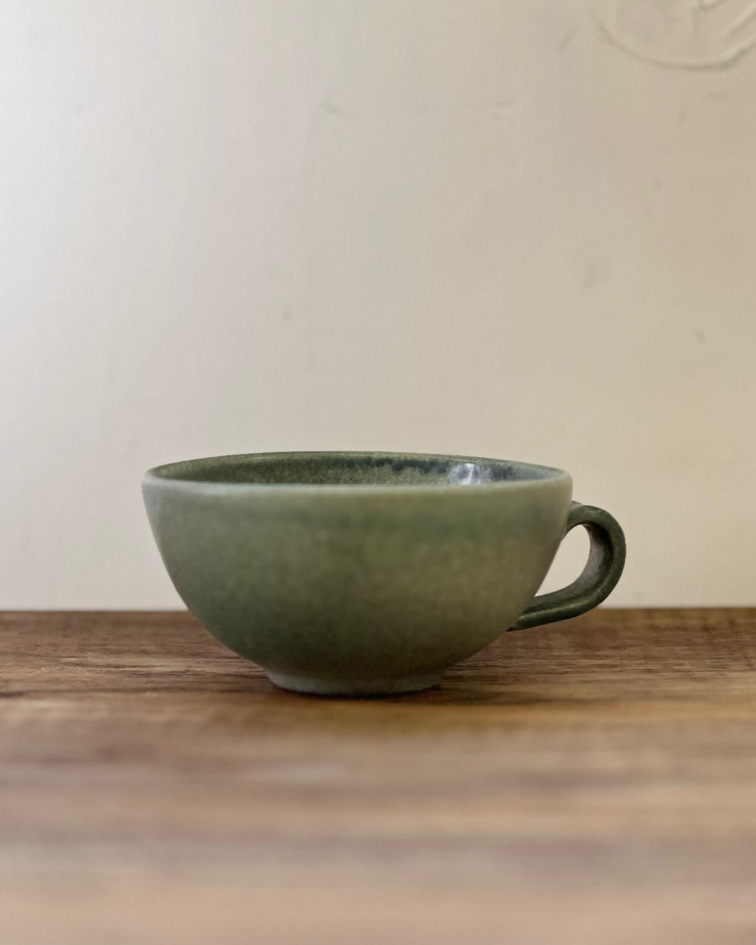 有耳闊口拉花杯 淡青磁｜信樂燒