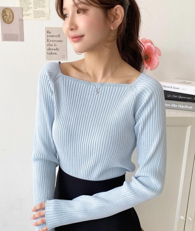 【預購】JN091705 moment+ 方領針織長袖上衣