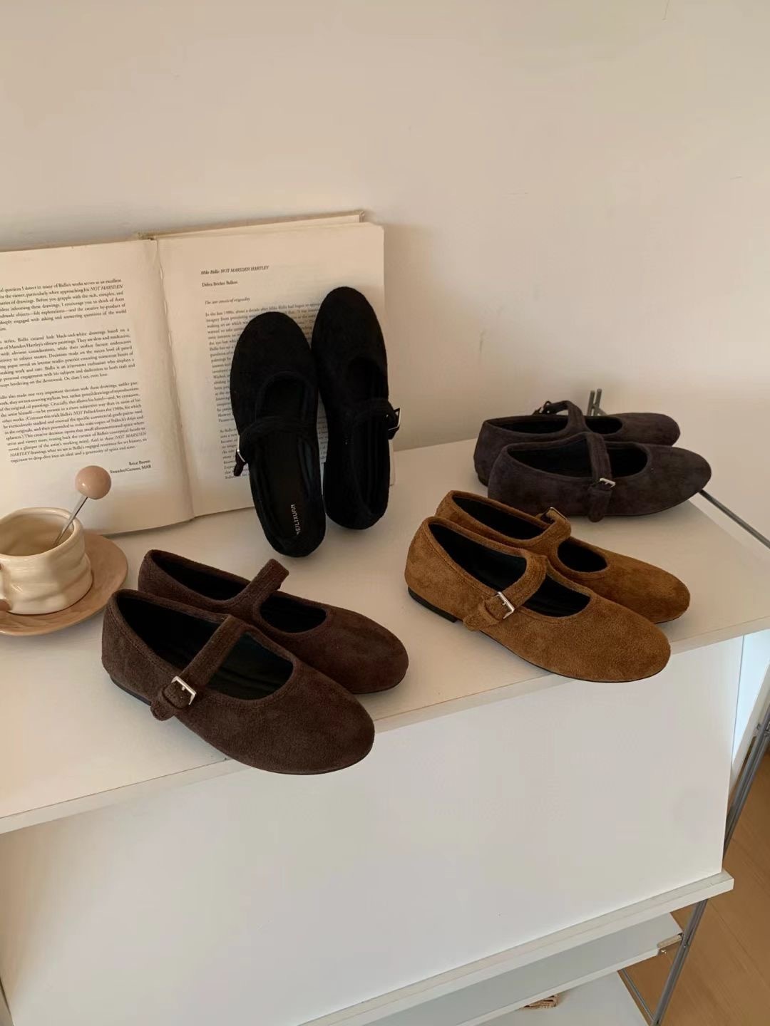 超美剪裁柔軟瑪莉珍鞋(絨面版)