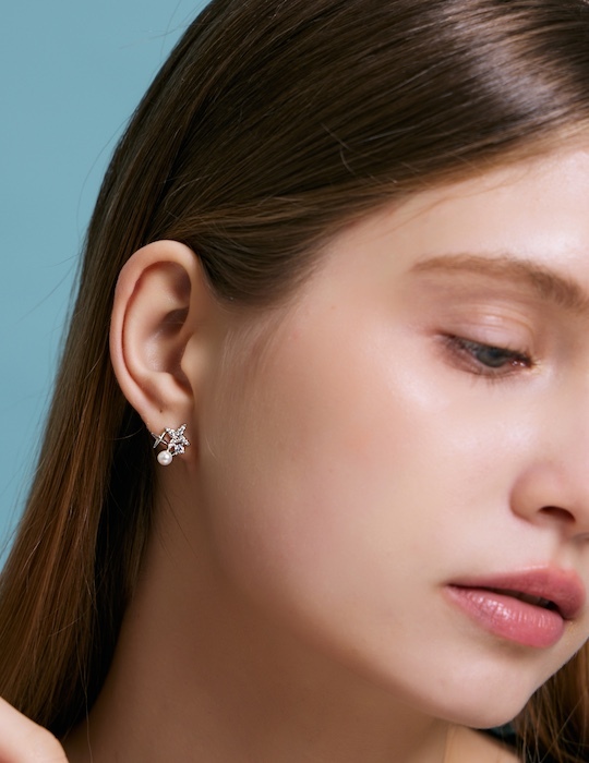 光芒星鑽珍珠。針式耳環