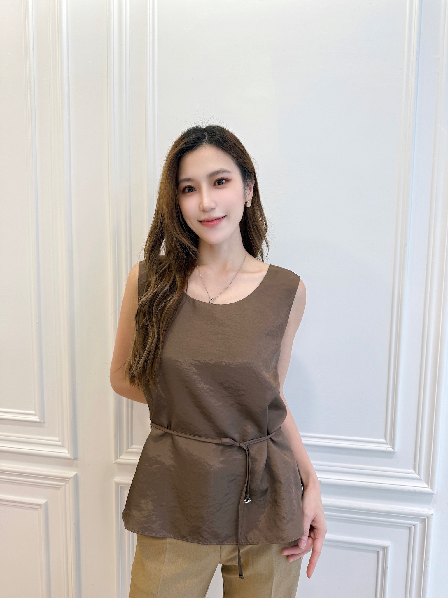 光澤揉皺感腰帶背心