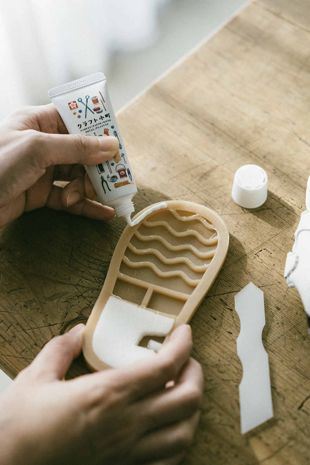 日本工藝小町多用途接著劑 （24ml）