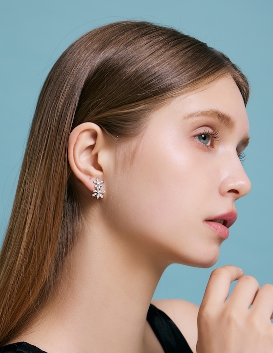 疊花亮鑽。夾式耳環