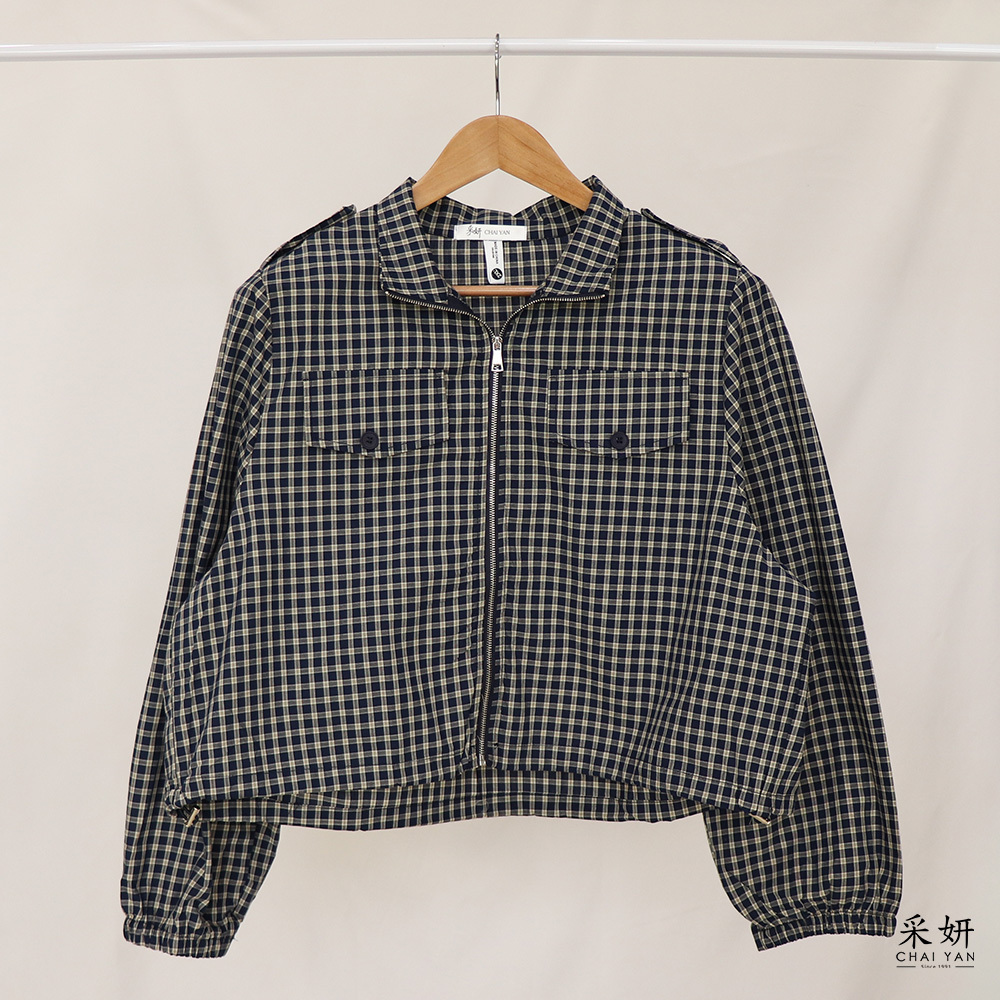 格紋微薄短版立領拉鍊外套