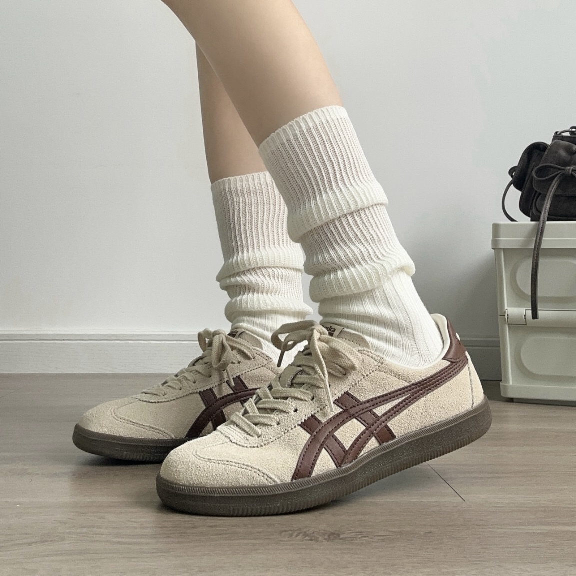 ONITSUKA TIGER TOKUTEN 咖啡牛奶麂皮復古德訓鞋鬼塚虎男女