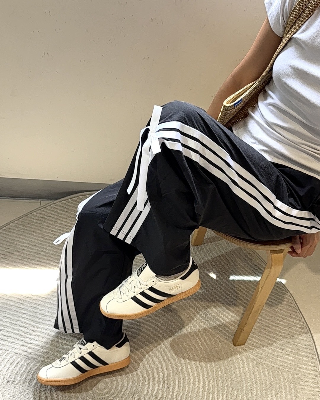 【Adidas 小腰精 蝴蝶結彎刀褲🦋】