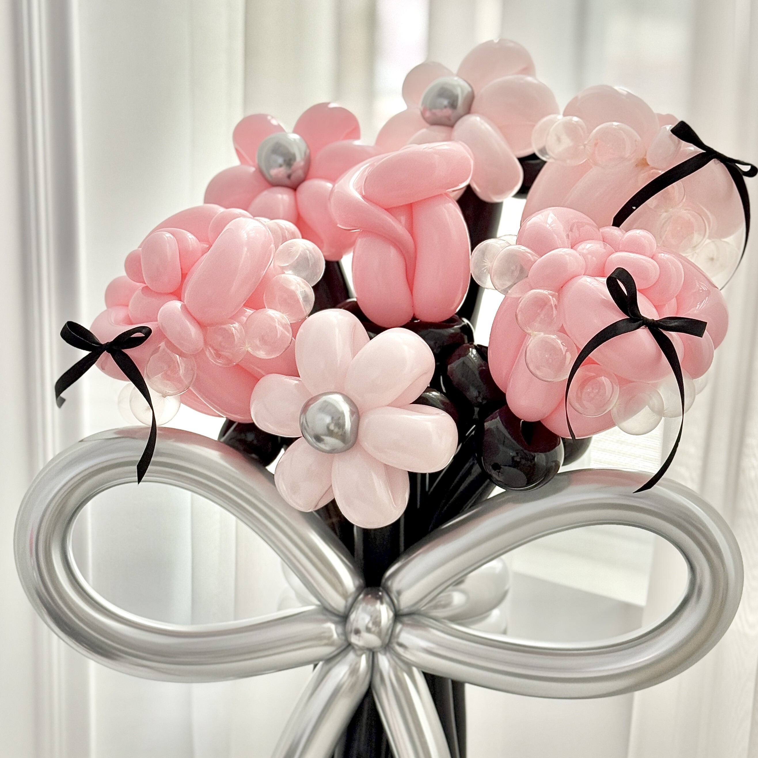 手折氣球丨蝴蝶結花束 × 氣球蛋糕