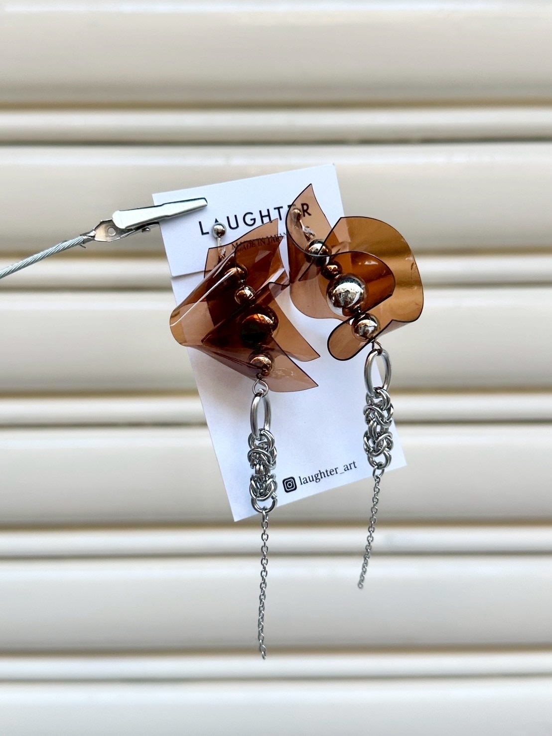 [LAUGHTER] PVC耳環 | 棕色耳夾 | NO.329