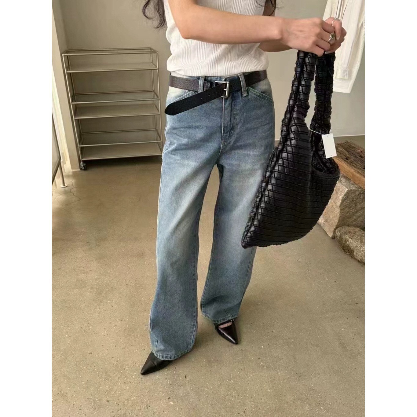 9W24 立體剪裁鹼型水洗牛仔褲 一色